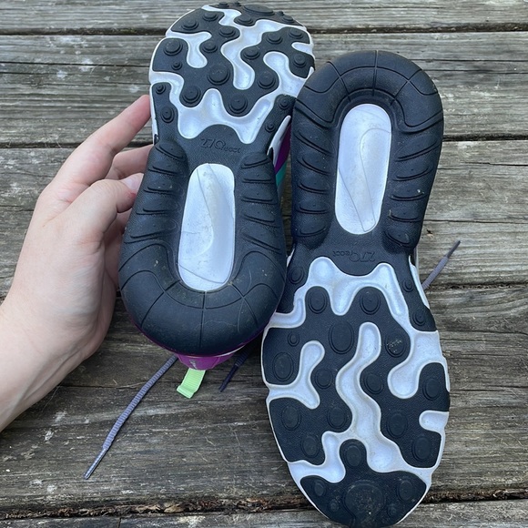 *OPEN TO OFFERS* Nike Air 270 React womens shoe - Picture 4 of 6